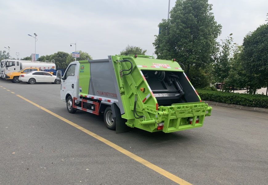 國(guó)六東風(fēng)途逸壓縮垃圾車