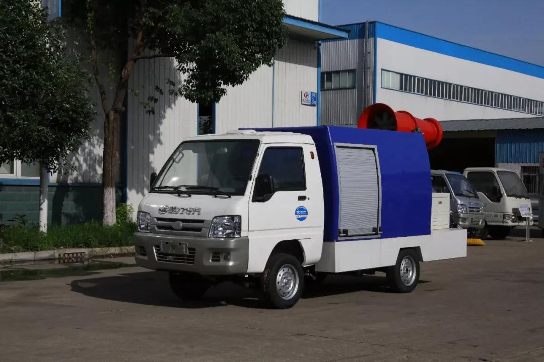 程力新能源人工智能搶險(xiǎn)救援車(chē)首批訂單圓滿(mǎn)交車(chē)，為國(guó)家電網(wǎng)提供一流產(chǎn)品